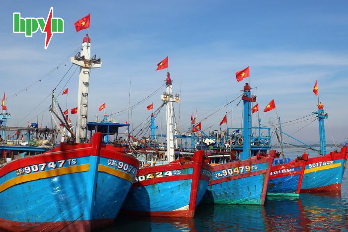 Cần chọn ắc quy như thế nào cho tàu thuyền